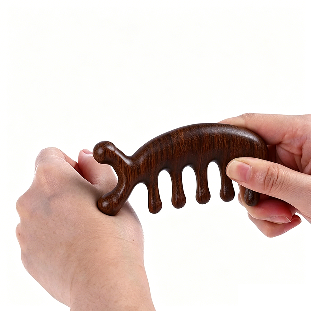 Sandalwood Massage Comb Head M - Detangling Wide Comb recension och pris